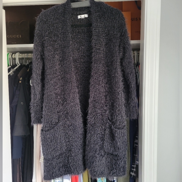 BB Dakota Cardigan - Picture 1 of 3